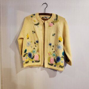 Vintage Hong Kong Full Fashioned 100% Virgin Wool Large Floral Sweater WPL #9362